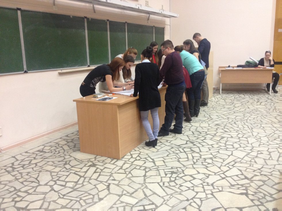 На минувшей неделе c 6 ? 10 апреля 2015 года Отдел развития карьеры Департамента образования КФУ проводил 'Дни карьеры', для студентов, обучающихся на 3-5 курсе, где студенты отделения финансов приняли активное участие. На минувшей неделе c 6 ? 10 апреля 2015 года Отдел развития карьеры Департамента образования КФУ проводил 'Дни карьеры', для студентов, обучающихся на 3-5 курсе, где студенты отделения финансов приняли активное участие.