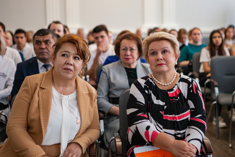 IX ������������ ������: �������� (����)