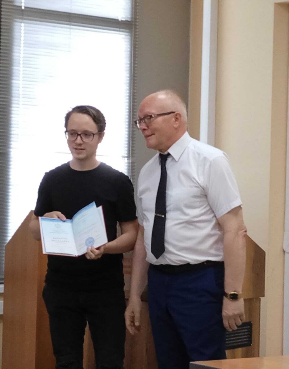 Выпускники направления 'Философия' получили долгожданные дипломы! Выпускники направления 'Философия' получили долгожданные дипломы!