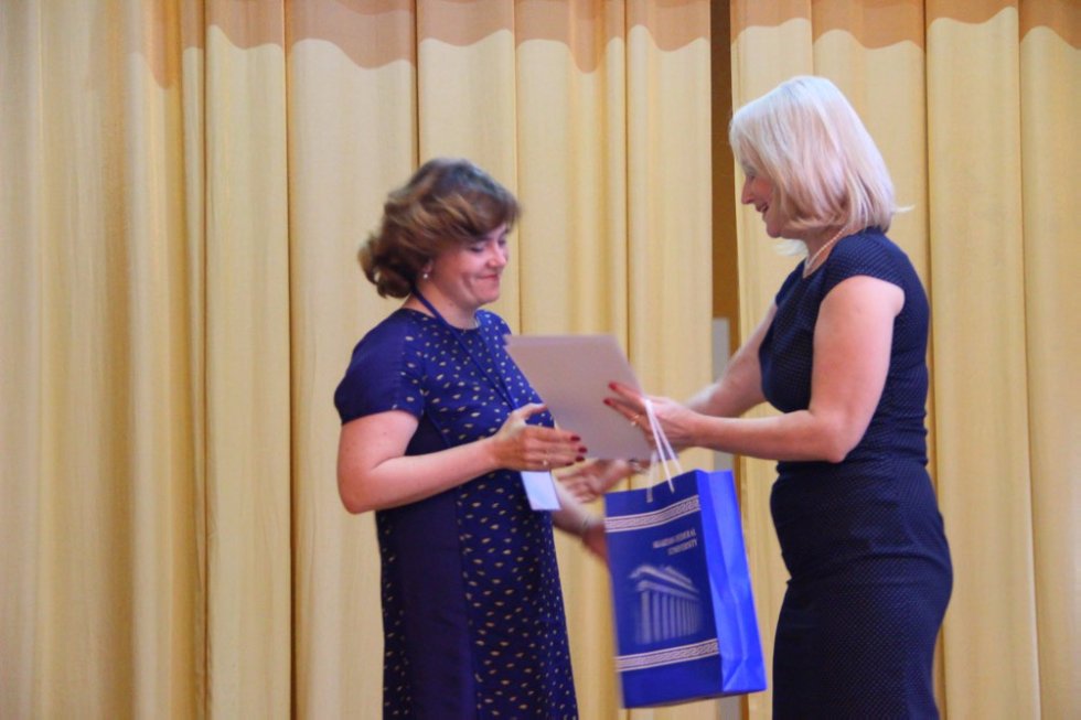 Сегодня, 10 августа состоялась торжественная церемония закрытия VII Международного фестиваля школьных учителей Сегодня, 10 августа состоялась торжественная церемония закрытия VII Международного фестиваля школьных учителей