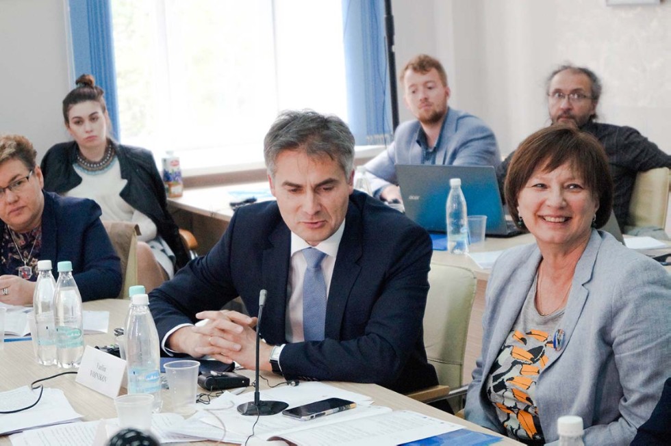 Р.Ш.Давлетгильдеев принял участие в Международном научном семинаре 'Конкуренция акторов и правопорядков в Европейском / Евразийском пространствах' на юридическом факультете Университета Лобачевского Р.Ш.Давлетгильдеев принял участие в Международном научном семинаре 'Конкуренция акторов и правопорядков в Европейском / Евразийском пространствах' на юридическом факультете Университета Лобачевского