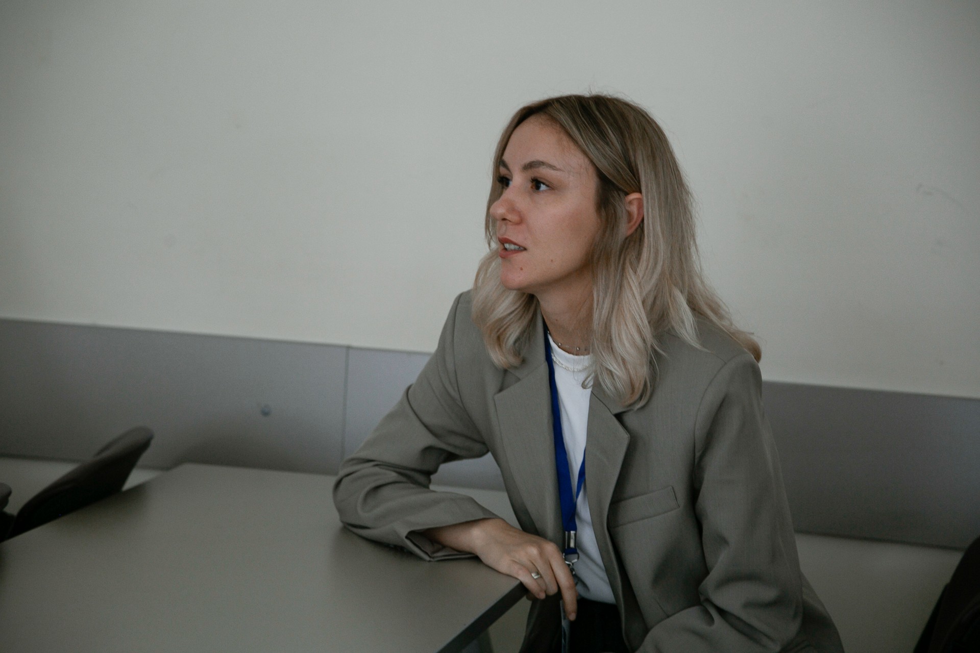 ������-�����