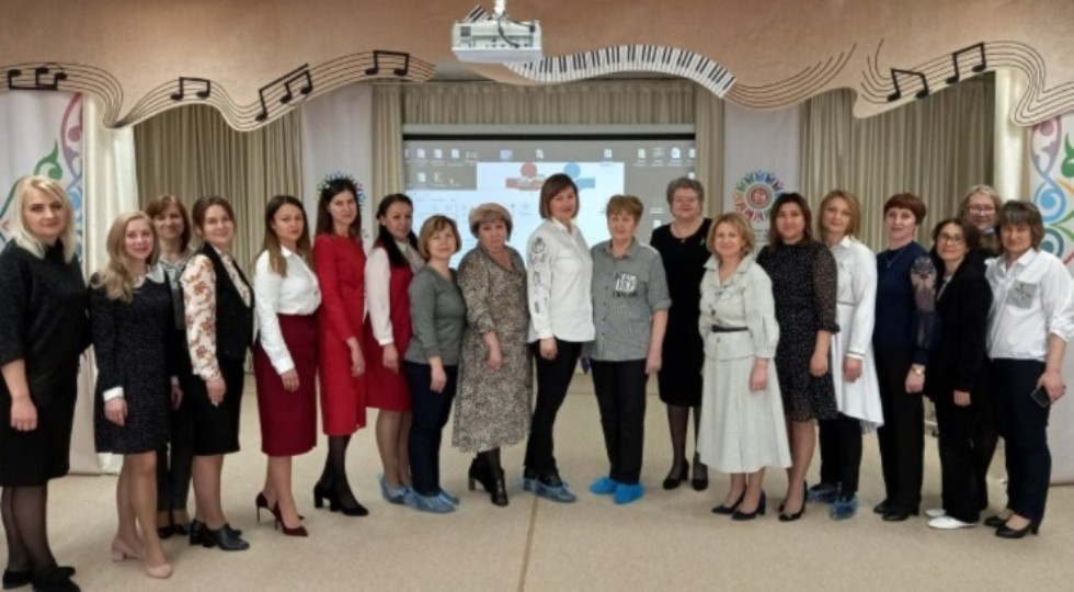 �������� ����������� �������� ����� ����������� �������� � �������� ��������������� �����