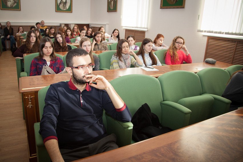 Establishing Bonds with Venezuela