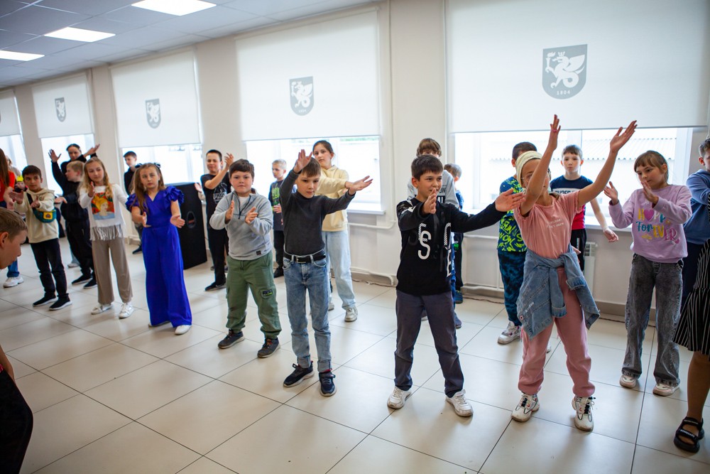 21 день вместе рука об руку 21 день вместе рука об руку