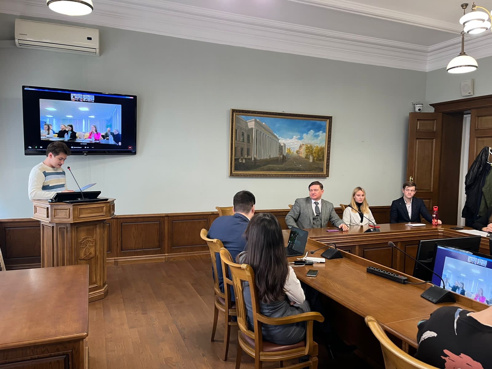 ���������� ��������� ������������ ������� �������