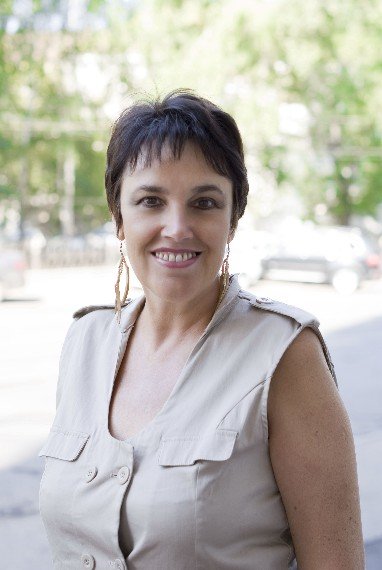 Служить университету ? в этом ее призвание. Алла Аркадьевна Сальникова Служить университету ? в этом ее призвание. Алла Аркадьевна Сальникова