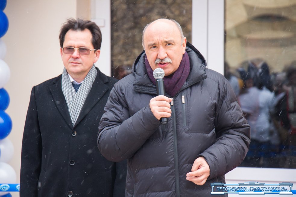 В Набережночелнинскои институте КФУ прошло открытие нового учебного здания В Набережночелнинскои институте КФУ прошло открытие нового учебного здания