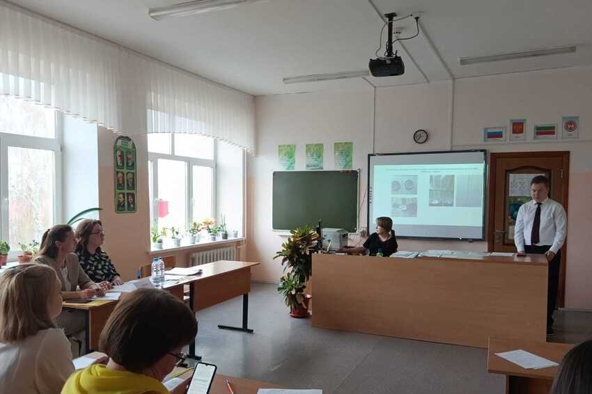 Преподаватели Елабужского института КФУ участвовали в конференции 'Наше наследие' Преподаватели Елабужского института КФУ участвовали в конференции 'Наше наследие'