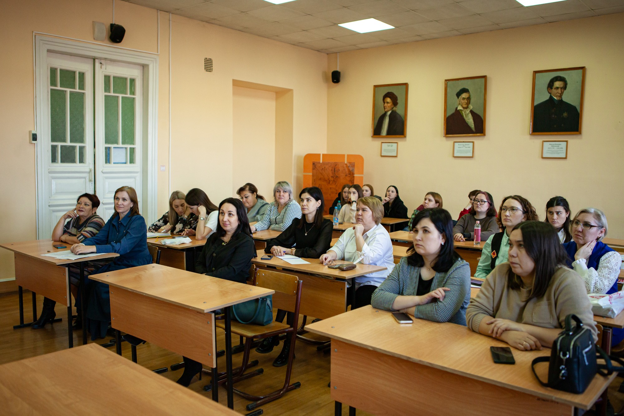 В Елабужском институте КФУ стартовал Всероссийский форум 'Территория детства' В Елабужском институте КФУ стартовал Всероссийский форум 'Территория детства'