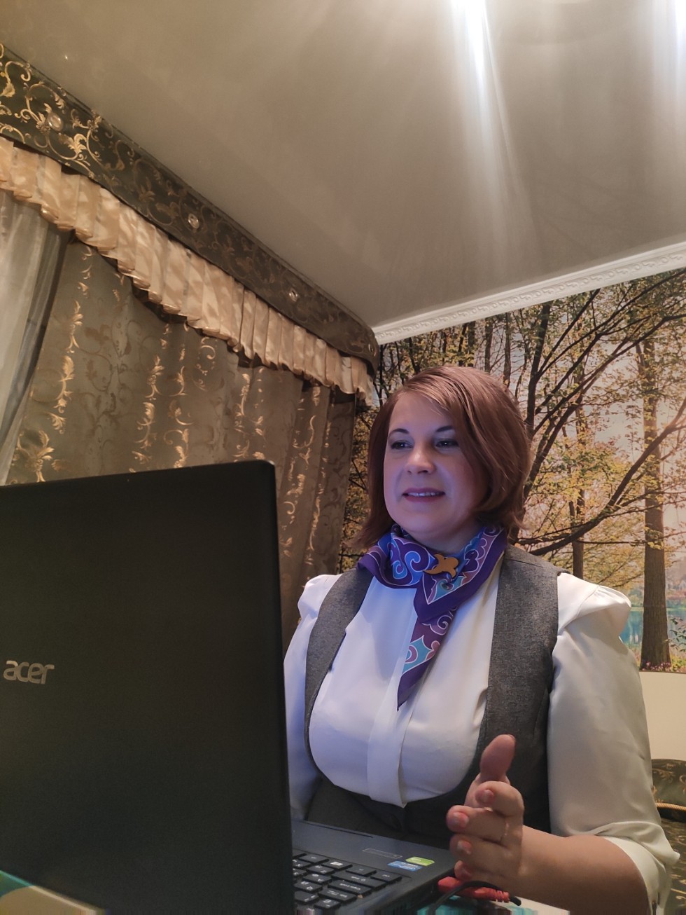 'Ана теле' сөйләшү клубында татар халкының милли ризыгы ? кыстыбый пешерделәр 'Ана теле' сөйләшү клубында татар халкының милли ризыгы ? кыстыбый пешерделәр