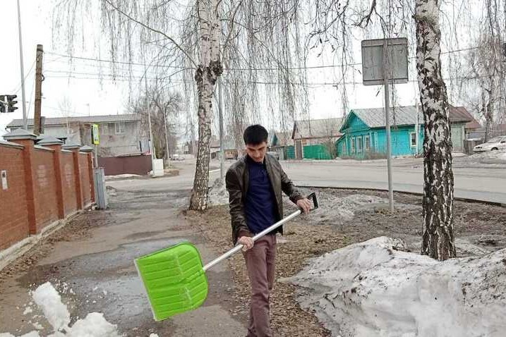 'Провели субботник ? навели порядок!' 'Провели субботник ? навели порядок!'