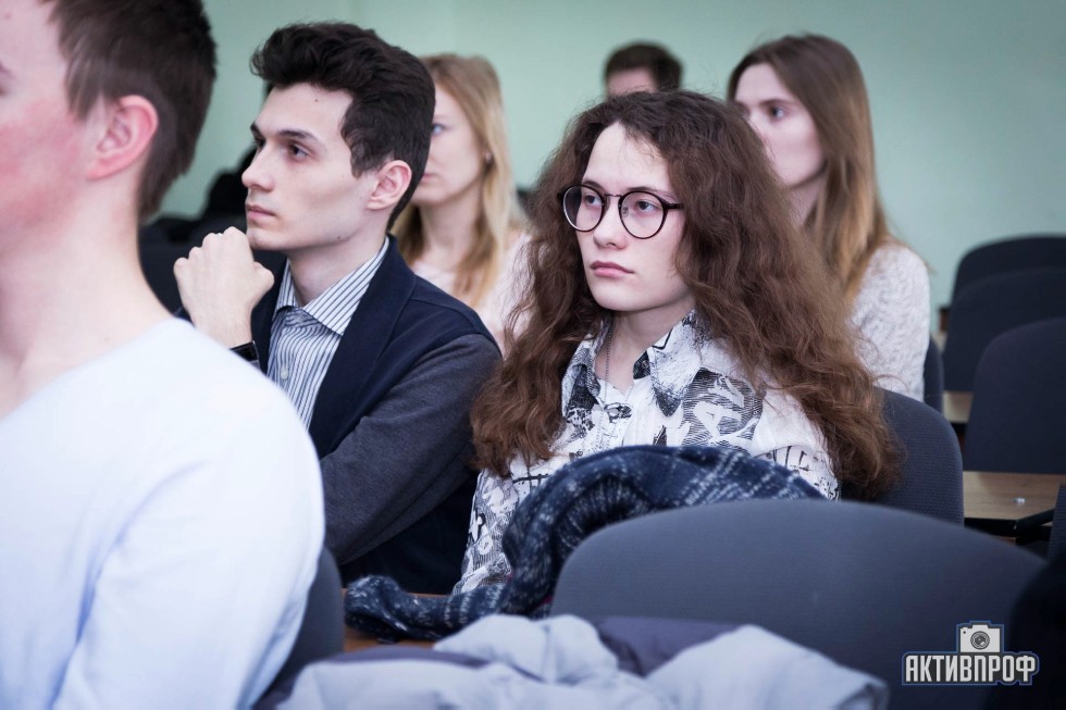 �������������� ������� 1�:���