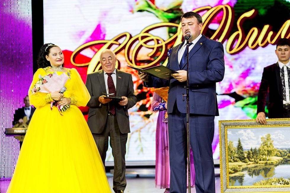 Все началось с судьбоносной песни 'Золотая рыбка' Все началось с судьбоносной песни 'Золотая рыбка'