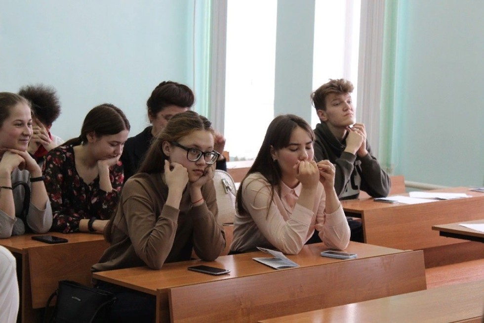 ����������� ������������� ��������� � �����