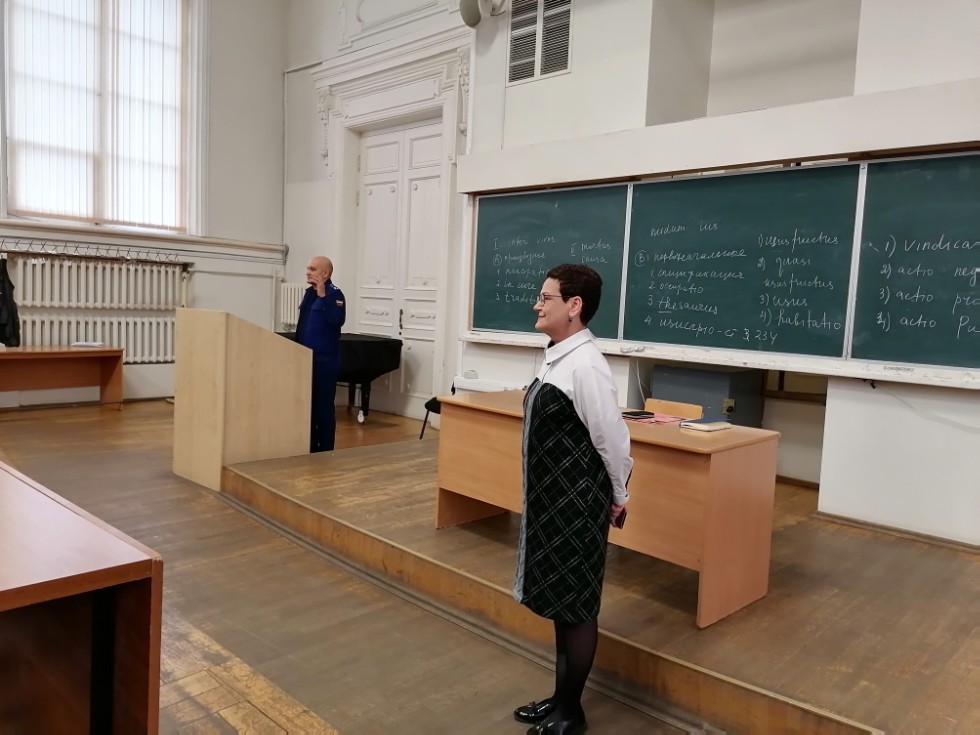 19 и 24 октября 2022 года Центр практик Юридического факультета КФУ организовал встречу представителей Прокуратуры РТ со студентами первого курса в рамках курса 'Введение в специальность'. 19 и 24 октября 2022 года Центр практик Юридического факультета КФУ организовал встречу представителей Прокуратуры РТ со студентами первого курса в рамках курса 'Введение в специальность'.