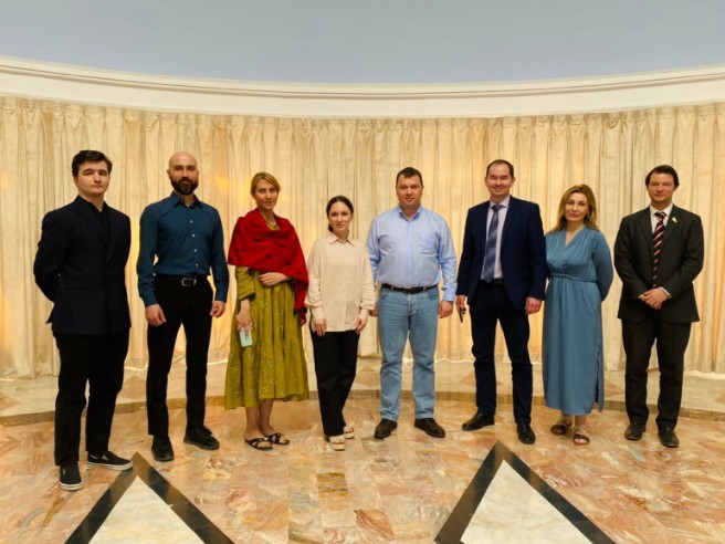 ������ ��������� ������������� ��������� ��� ������ ������� � ���������� ��������������� �������� � ���������