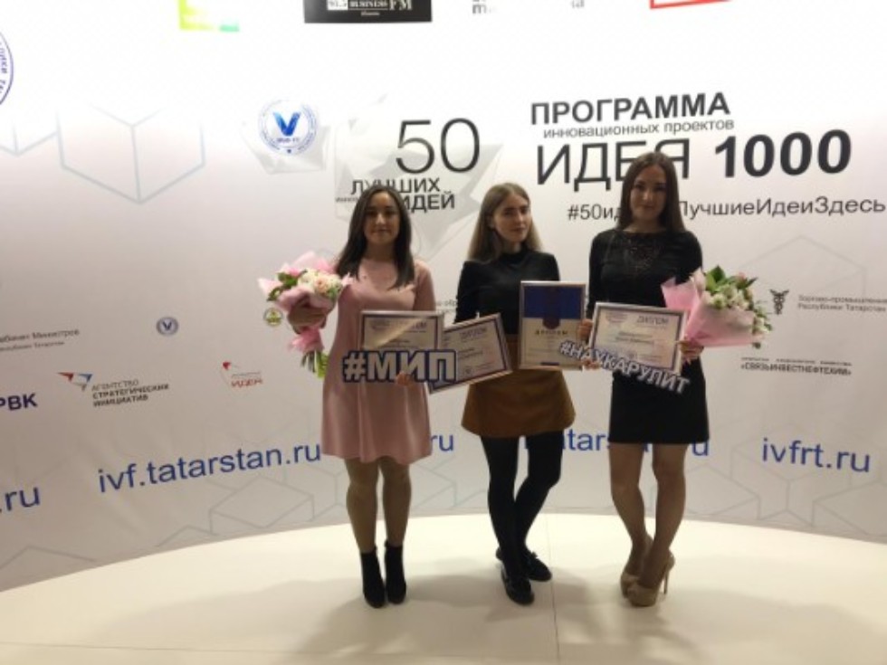 ������ ���