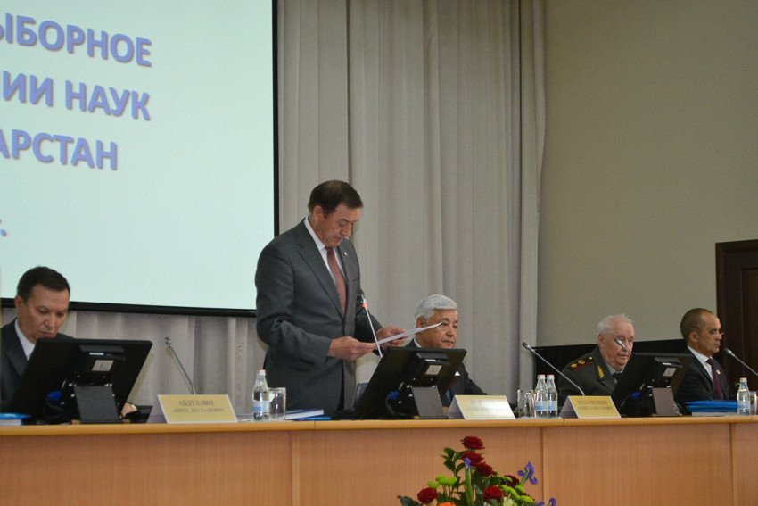 KFU President Takes up the Post of President of the Tatarstan Academy of Sciences