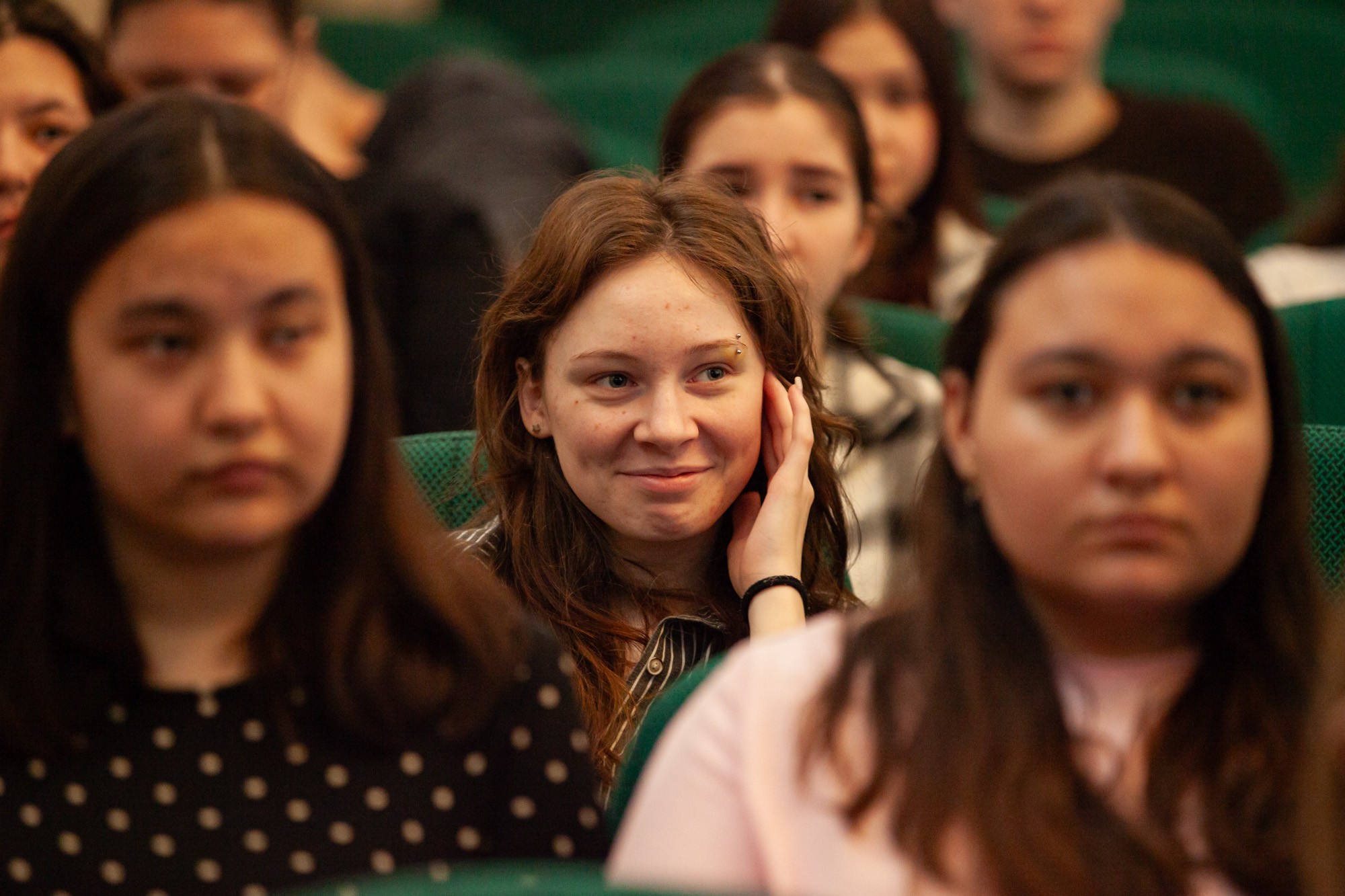 ������������ �������� ������ �� ������������ ����������� ��������������� � ���������� ��������� ��� ,���������� �������� ���