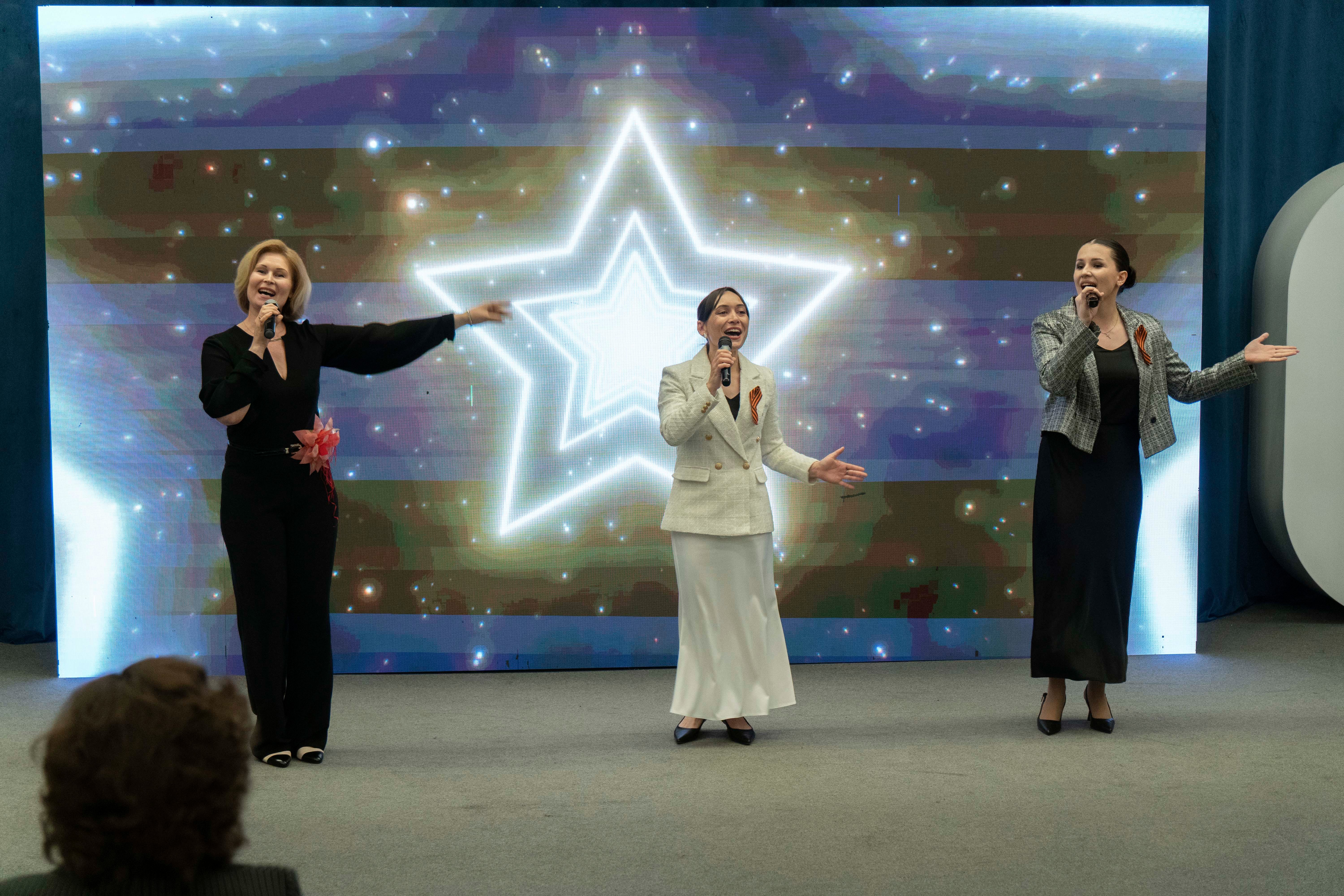 90 ��� ������� ����������� ���������� � ������ ���������� ������������: �����, ���������� � ������� �����������