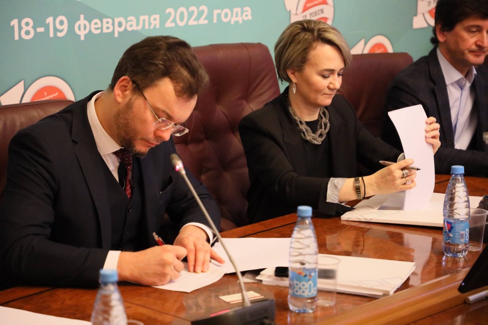 7 вузов России подписали соглашение о создании консорциума в сфере IP