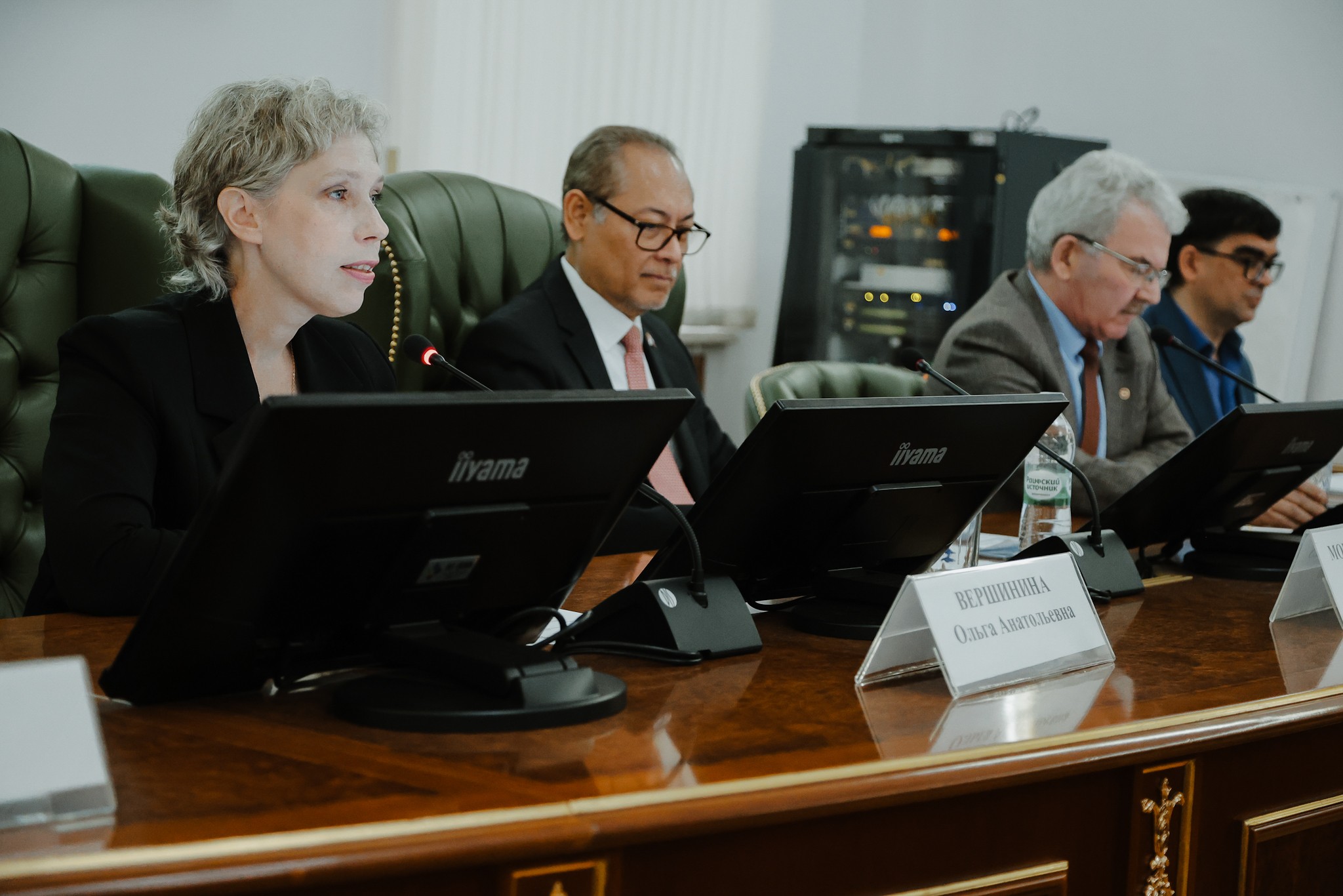 ��������� ���������� ������������� ��������� � ������ �������� � ��� ,������, ��������