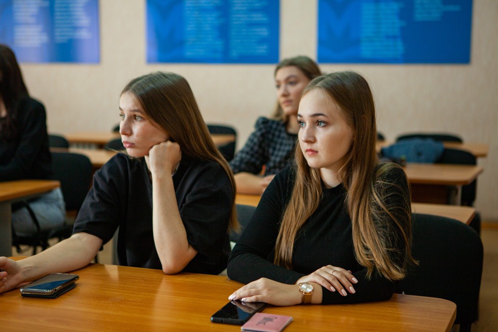 IX ������������ ������: ������� (����)