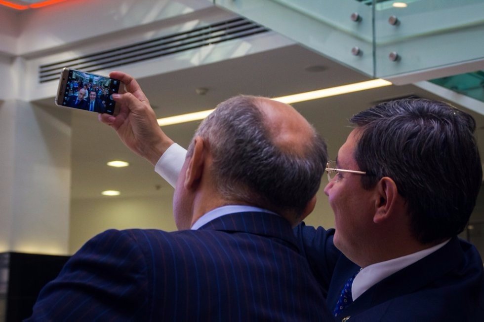 The best students will study free