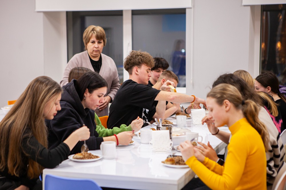 50 одиннадцатиклассников из городов Лисичанск и Рубежное прибыли в Елабугу 50 одиннадцатиклассников из городов Лисичанск и Рубежное прибыли в Елабугу