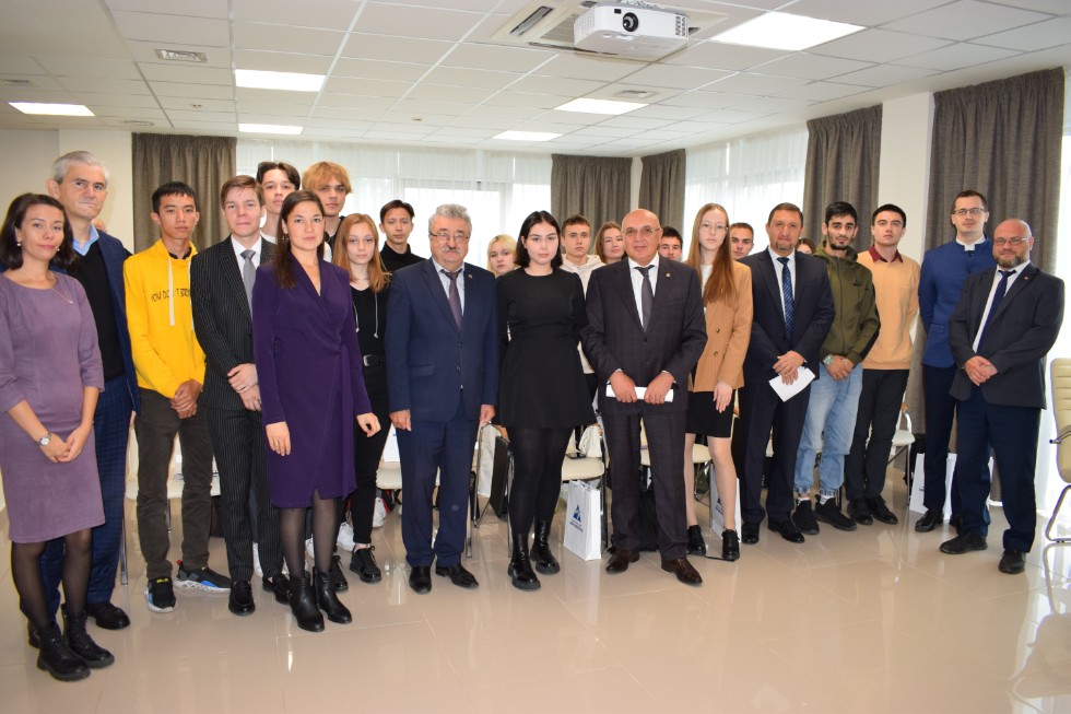 �������� 1-�� ����� ����������� ��������� �������� ���������� ����� 