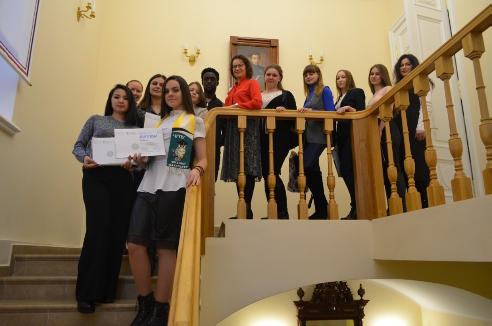 ��������� ����� VI �������� �� ������ ������������ ������ '����������� � XXI ���'