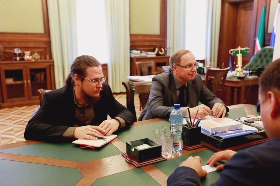 Rector Ilshat Gafurov Met with Managers of Rohde & Schwarz Russia ,Rohde & Schwarz, Rostec, IE