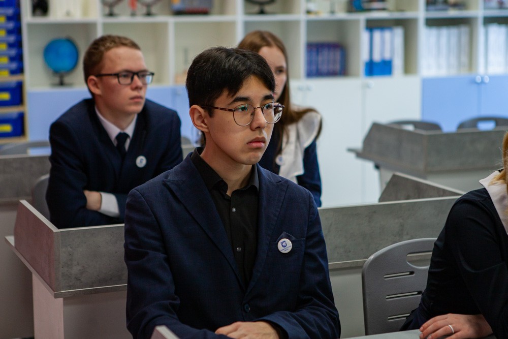 ������-���������� ������ ������ � '���������������' ����� � ���������� ��������� ���