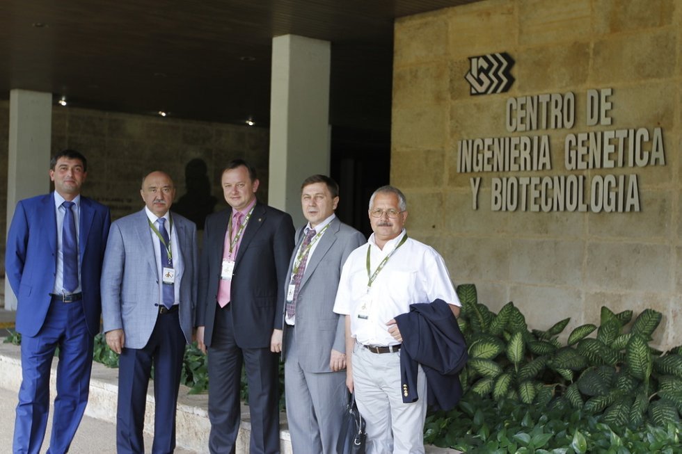 Greetings from Cuba Greetings from Cuba