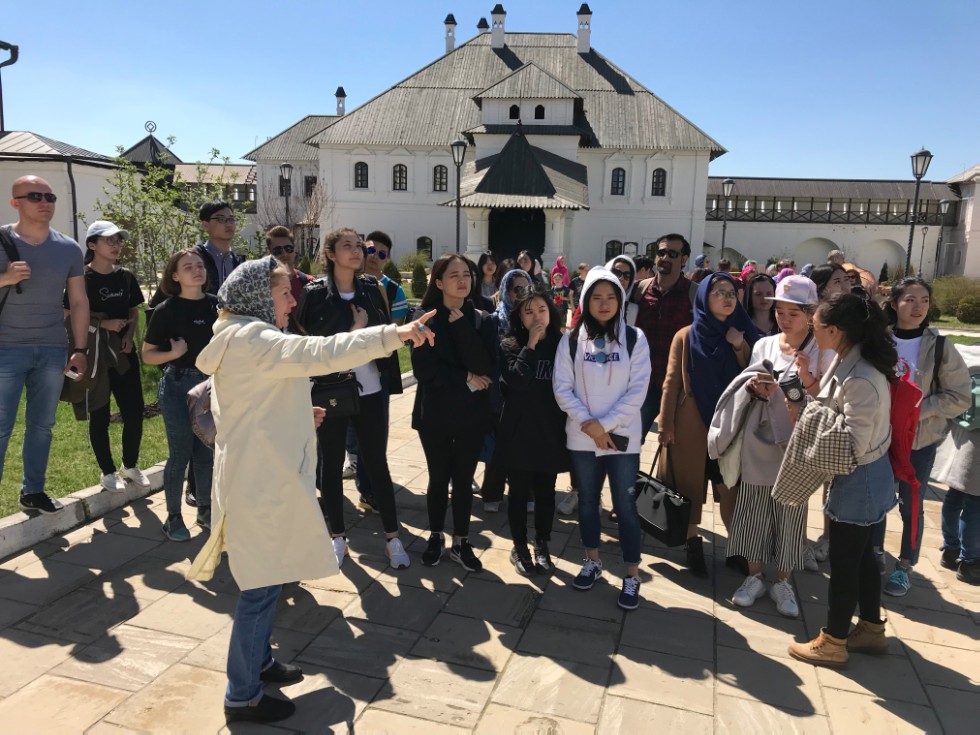 Остров-град: маленькое путешествие в быль, или восторг туристических объятий Остров-град: маленькое путешествие в быль, или восторг туристических объятий