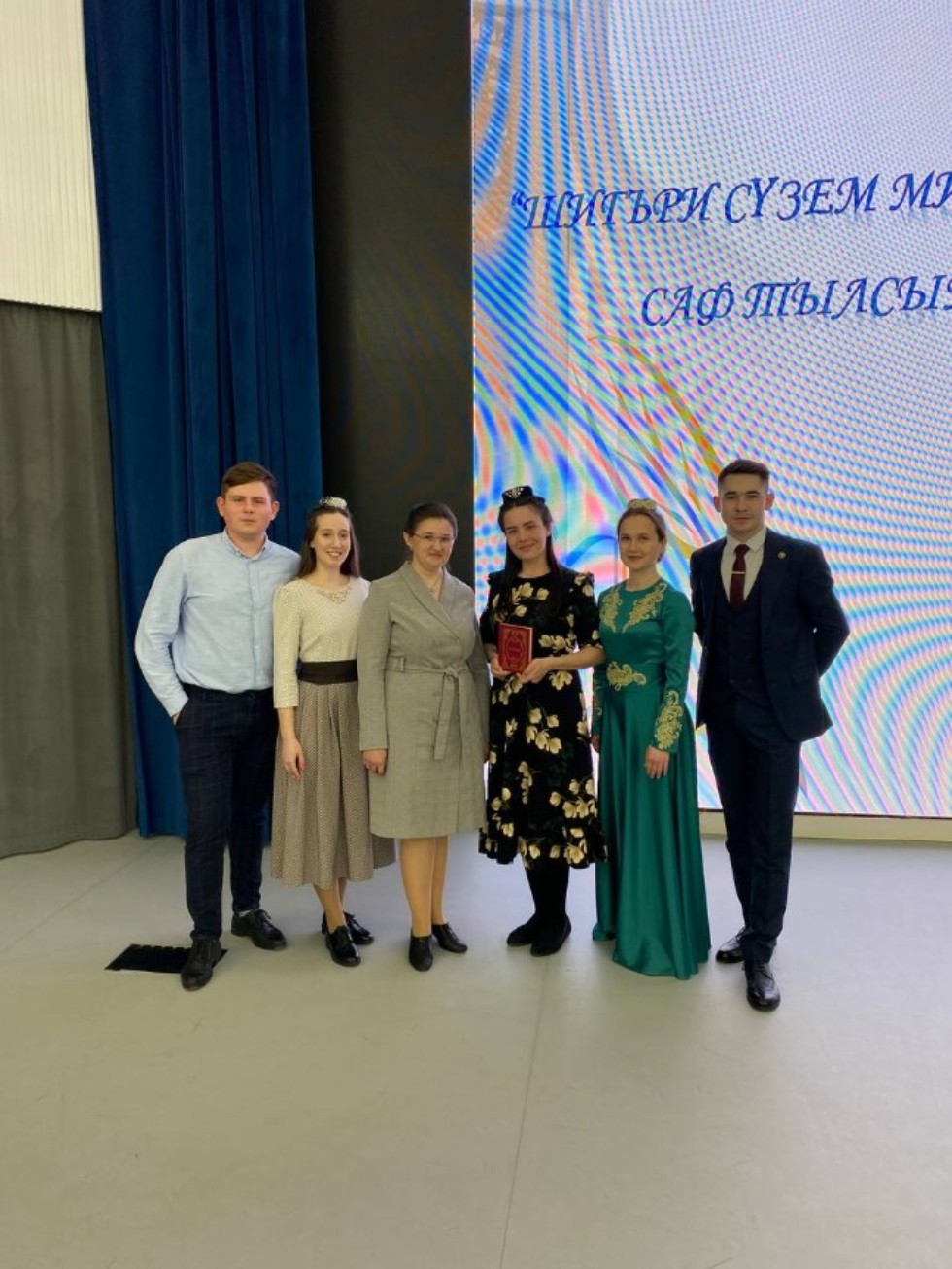 Шигъри сүзем минем ? саф тылсымым... Шигъри сүзем минем ? саф тылсымым...