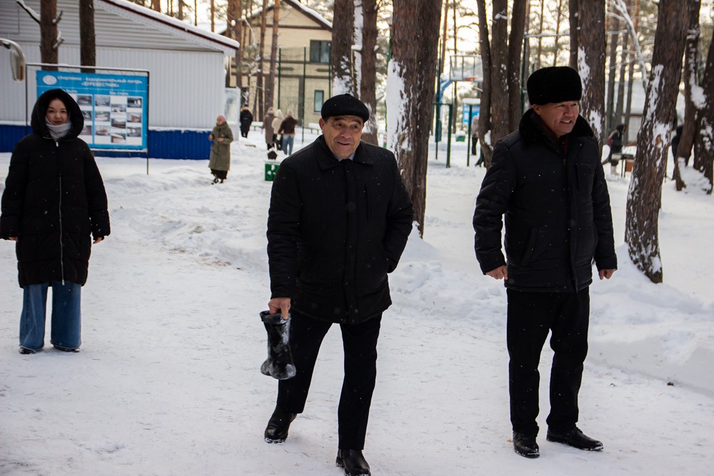 В Елабужском институте год проводили 'Зимними забавами' В Елабужском институте год проводили 'Зимними забавами'