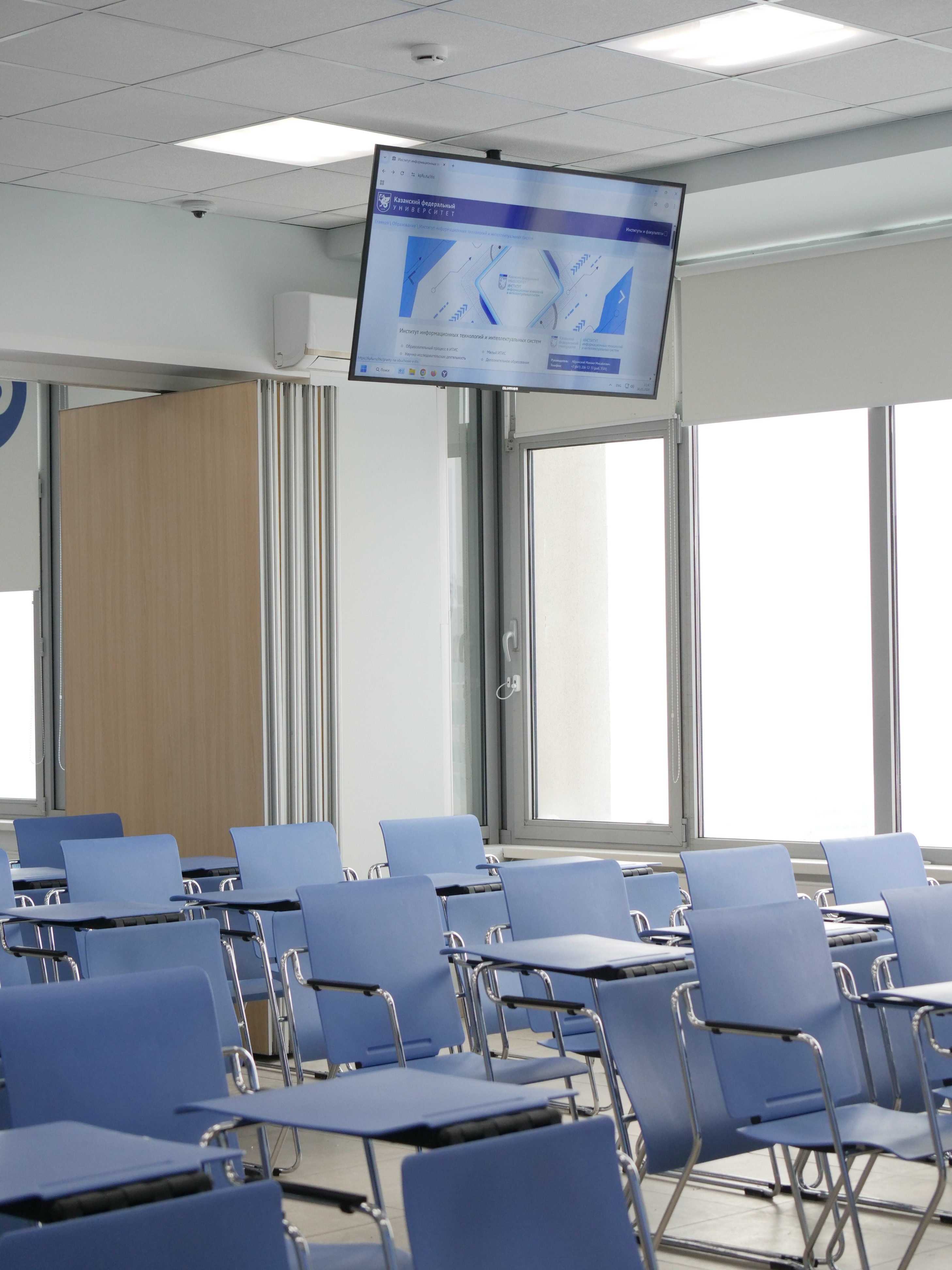 В ИТИС при поддержке ректора КФУ начала работу обновленная гибридная аудитория В ИТИС при поддержке ректора КФУ начала работу обновленная гибридная аудитория