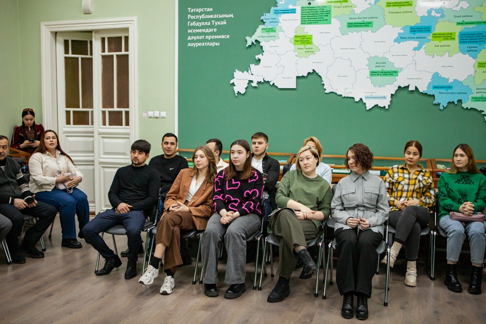 'Пушкин и Тукай ? два солнца поэзии': литературная гостиная в Елабужском институте КФУ 'Пушкин и Тукай ? два солнца поэзии': литературная гостиная в Елабужском институте КФУ