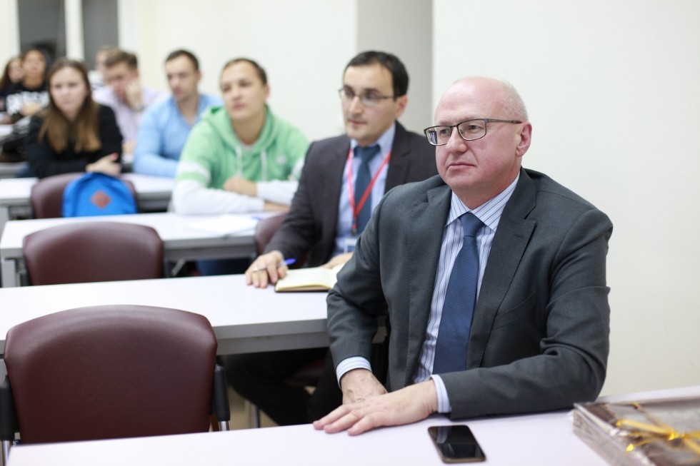 '����� � ���������������� ����': ������������� ������