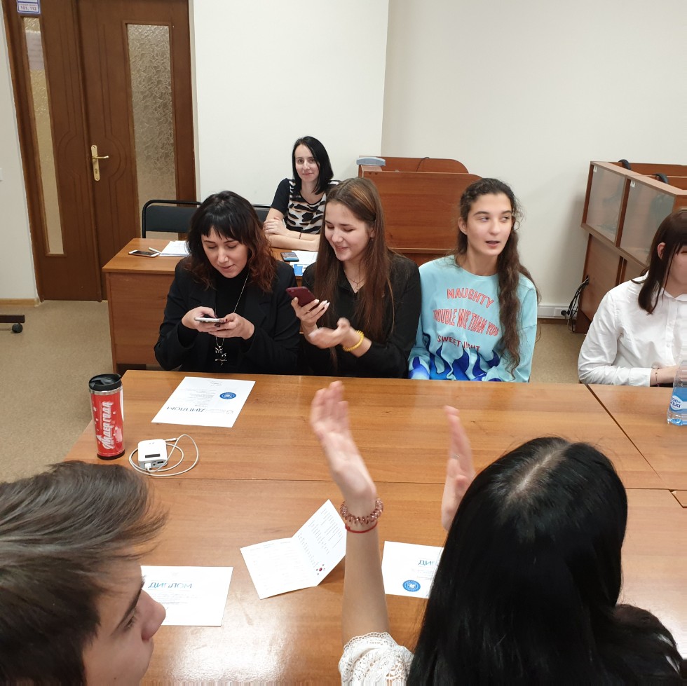 ����������� ���������� �� ����������� '������-�����: ������ ������ � �������'