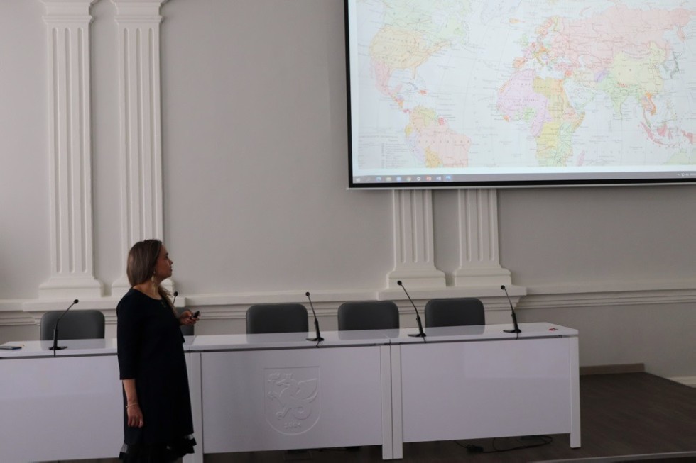 � ���������� ��������� ���������� �������� ������ '������������ ������� ����� ��������: ������������ �������� ���������� ��� ��� �����'