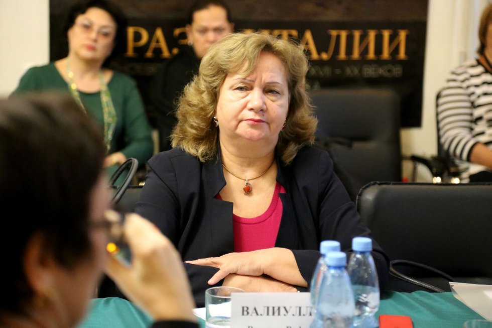 ������� ������������ ��������� ������� ����������� �������: ���������� � ������ �� ������� ����� � ������.