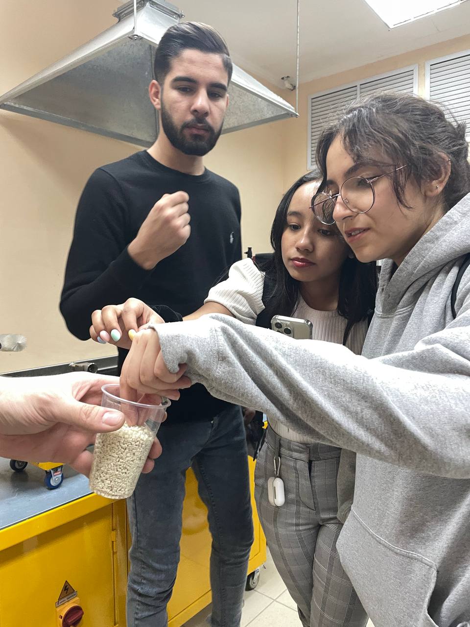 �������� ����������������� ���������� ��� ����������� �������� ��� �������� ����������� ����������� ���������