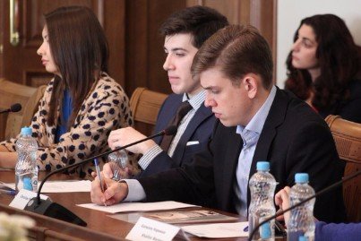 21- 22 марта 2015 года юридический факультет КФУ стал первой площадкой в России, собравшей локальные группы Европейской Ассоциации Студентов - Юристов (ELSA) из Москвы, Санкт-Петербурга, Калининграда, Казани и гостей из Германии. 21- 22 марта 2015 года юридический факультет КФУ стал первой площадкой в России, собравшей локальные группы Европейской Ассоциации Студентов - Юристов (ELSA) из Москвы, Санкт-Петербурга, Калининграда, Казани и гостей из Германии.