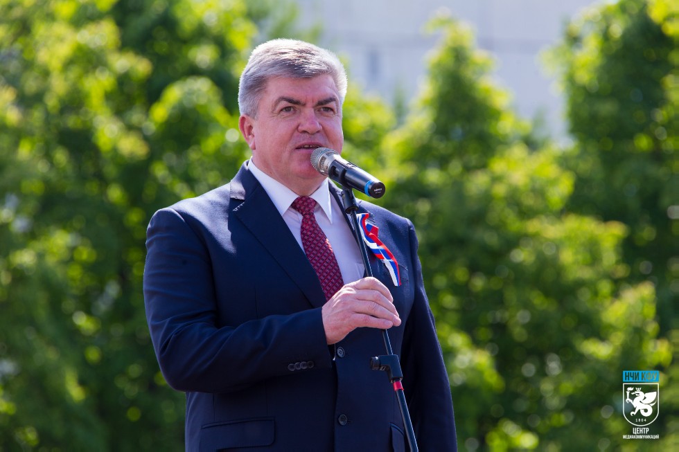 ������������ ���������� ������ ������� ��������� ������� � ������������ ��� ������