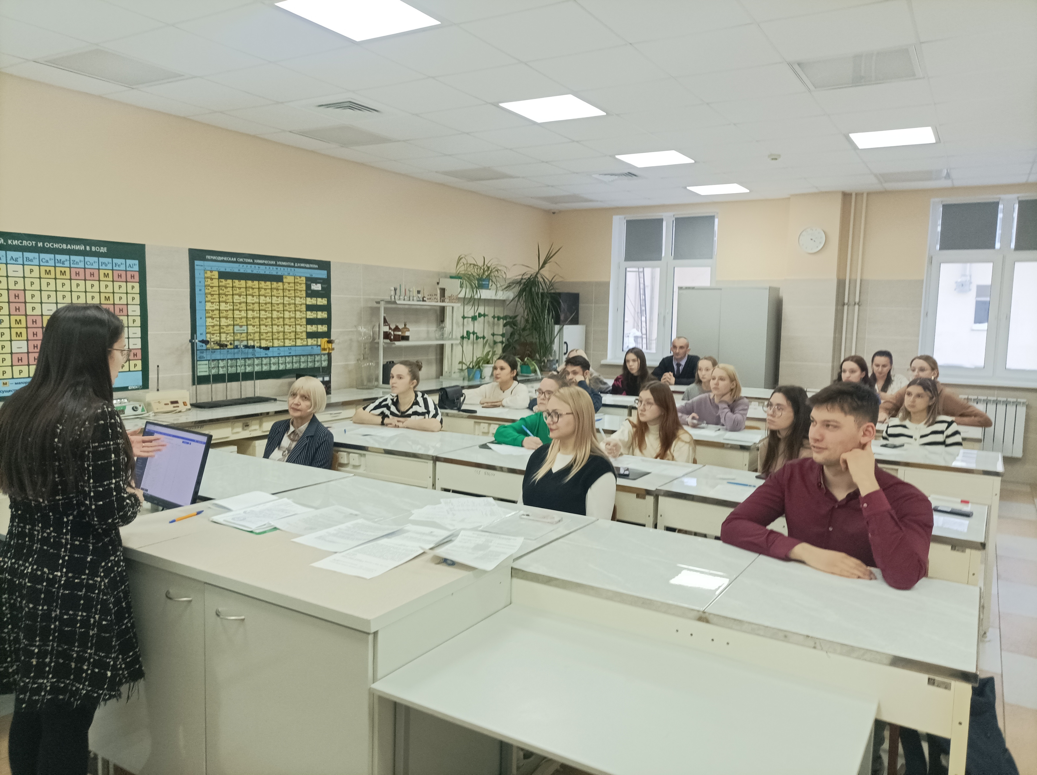 Реализация МЭШ ? к практике студентов 3 курса Реализация МЭШ ? к практике студентов 3 курса