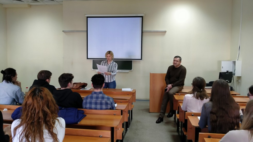 Состоялось заседание секции 'Экономическая теория и эконометрика' Состоялось заседание секции 'Экономическая теория и эконометрика'