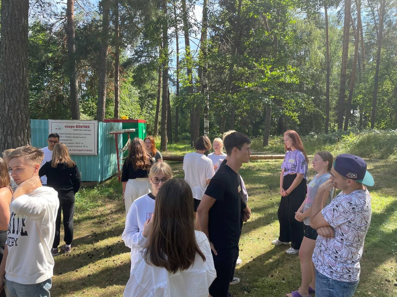 �������